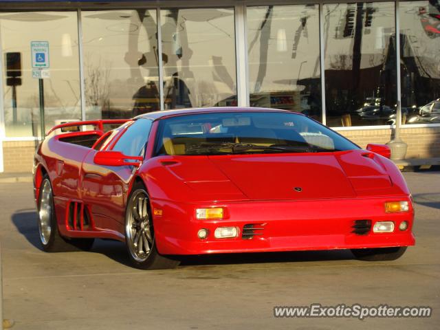 Lamborghini Diablo spotted in South Elgin, Illinois