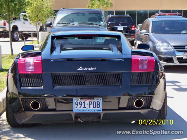 Lamborghini Gallardo spotted in Kemah, Texas