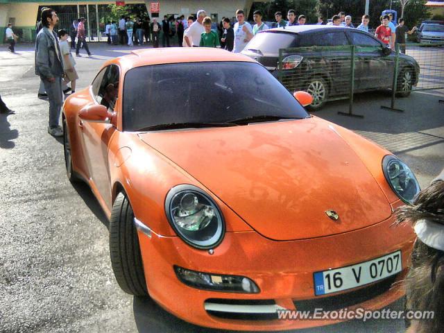 Porsche 911 Turbo spotted in Bursa, Turkey