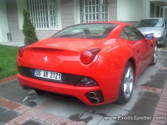 Ferrari California spotted in Istanbul, Turkey