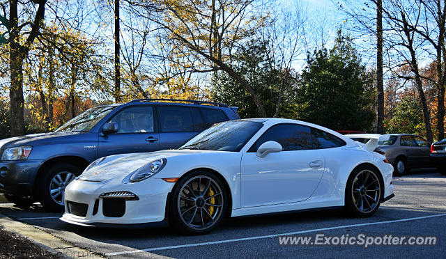 Porsche 911 GT3 spotted in Cary, North Carolina