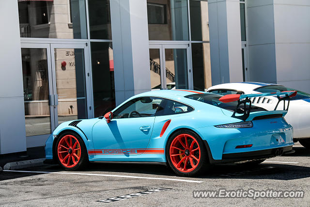 Porsche 911 GT3 spotted in Newport Beach, California