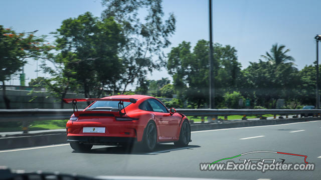 Porsche 911 GT3 spotted in Santa Rosa, Philippines