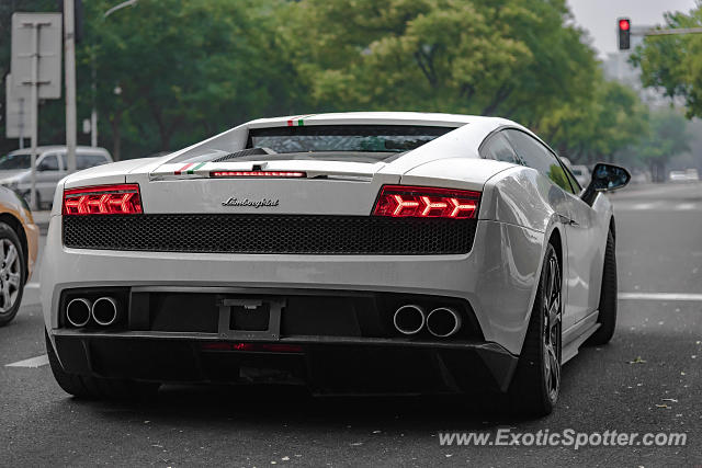 Lamborghini Gallardo spotted in Beijing, China