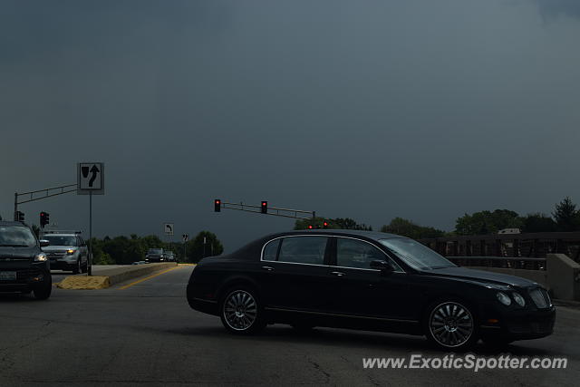 Bentley Continental spotted in Oak Brook, Illinois