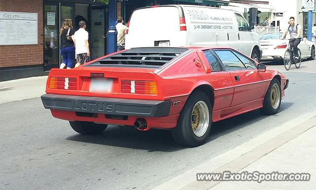 Lotus Esprit spotted in Toronto, Canada