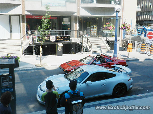 Porsche 911 GT3 spotted in Toronto, Canada