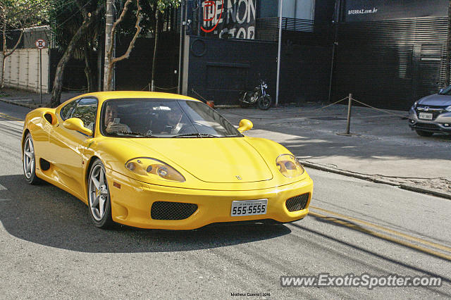 Ferrari 360 Modena spotted in São Paulo, Brazil