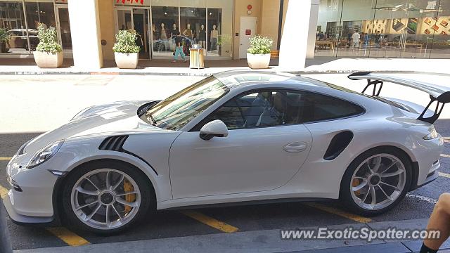 Porsche 911 GT3 spotted in Scottsdale, Arizona