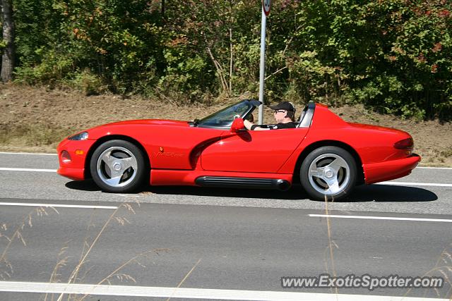 Dodge Viper spotted in Messelbroek, Belgium