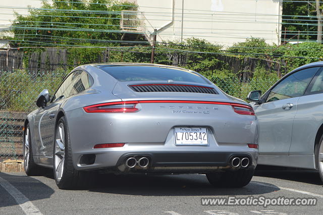 Porsche 911 spotted in Summit, New Jersey