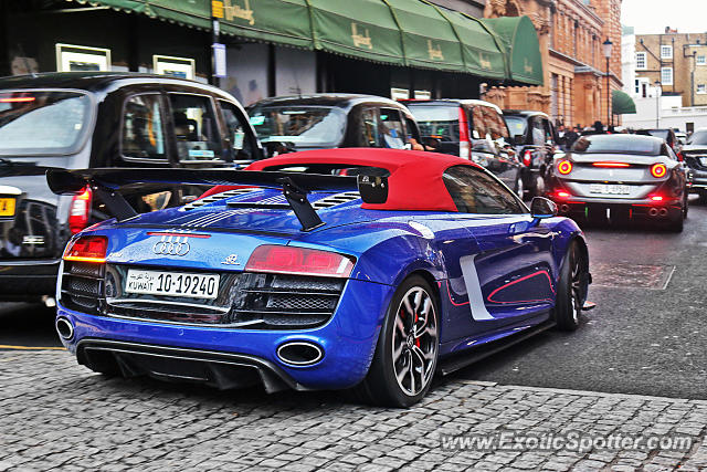 Audi R8 spotted in London, United Kingdom