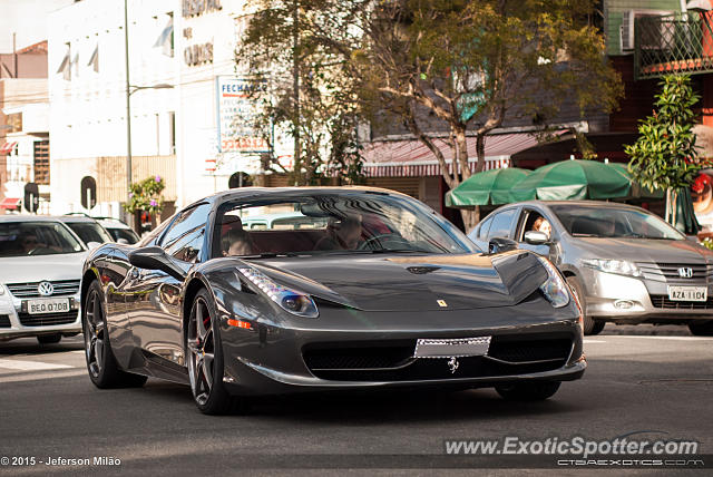 Ferrari 458 Italia spotted in Curitiba, Brazil