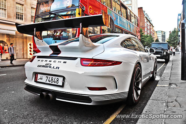 Porsche 911 GT3 spotted in London, United Kingdom