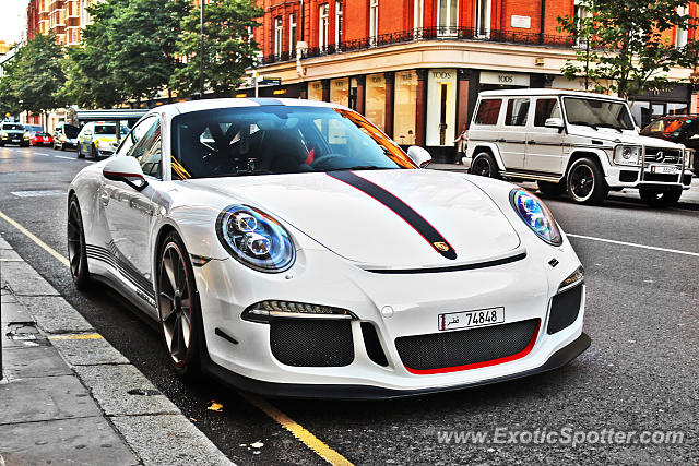 Porsche 911 GT3 spotted in London, United Kingdom