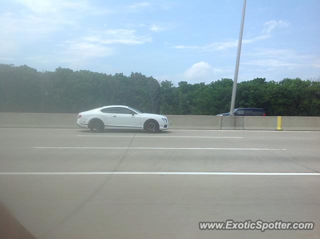 Bentley Continental spotted in Iroquois Woods, Illinois