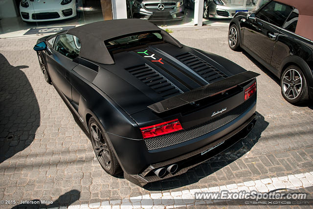 Lamborghini Gallardo spotted in São Paulo, Brazil