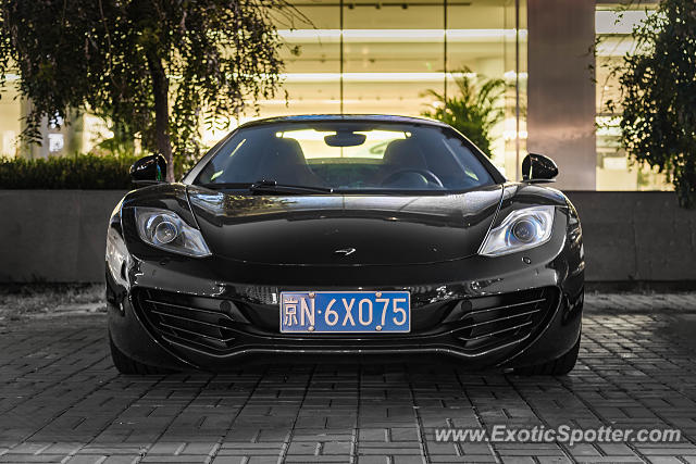 Mclaren MP4-12C spotted in Beijing, China