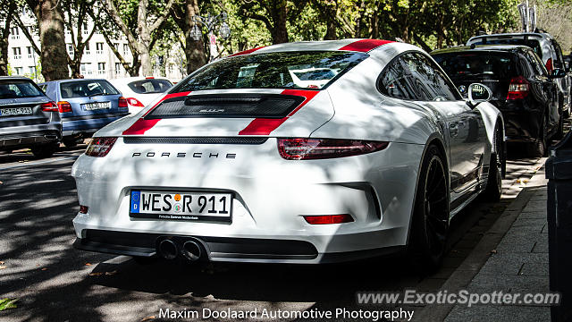 Porsche 911 GT3 spotted in Düsseldorf, Germany
