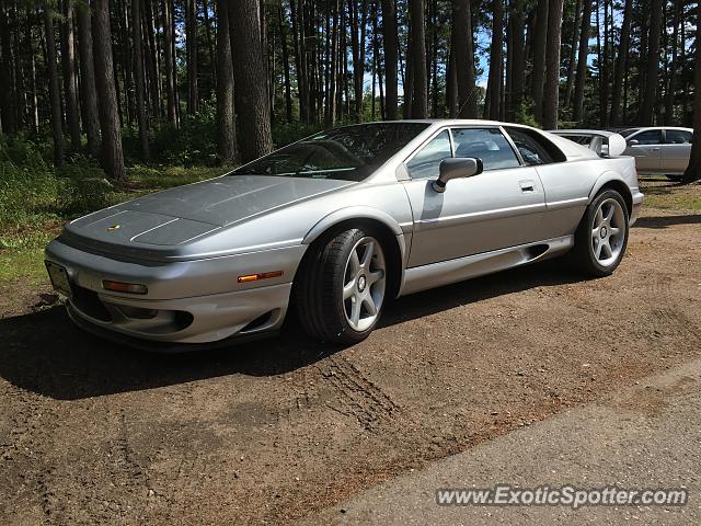 Lotus Esprit spotted in Manitowish, Wisconsin