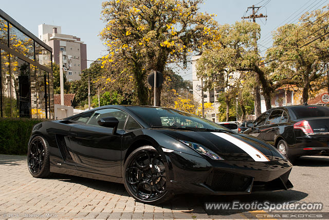 Lamborghini Gallardo spotted in Curitiba, Brazil