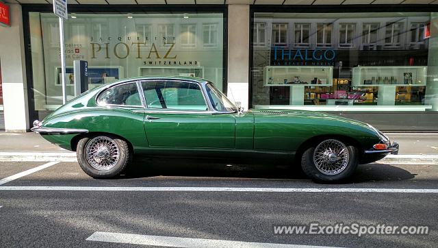 Jaguar E-Type spotted in Züricj, Switzerland