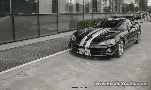 Dodge Viper spotted in São Paulo, Brazil