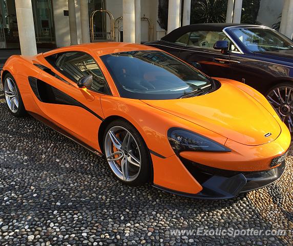 Mclaren 650S spotted in Gold coast, Australia