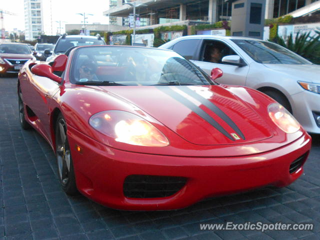 Ferrari 360 Modena spotted in Guadalajara, Mexico