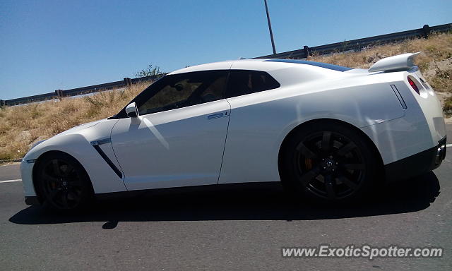 Nissan GT-R spotted in Cape Town, South Africa