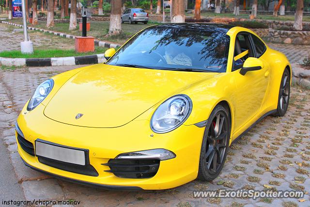 Porsche 911 spotted in Chandigarh, India