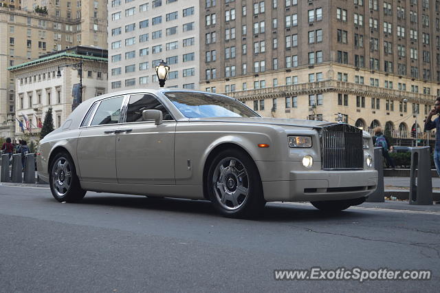 Rolls-Royce Phantom spotted in Manhattan, New York