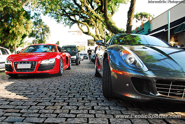 Audi R8 spotted in Curitiba, Brazil