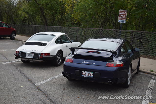 Porsche 911 spotted in Winnetka, Illinois