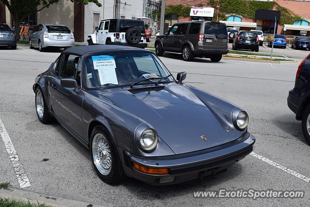 Porsche 911 spotted in Geneva, Illinois