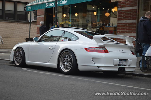 Porsche 911 GT3 spotted in Manhattan, New York