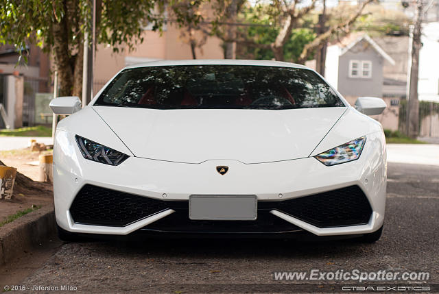 Lamborghini Huracan spotted in Curitiba, Brazil