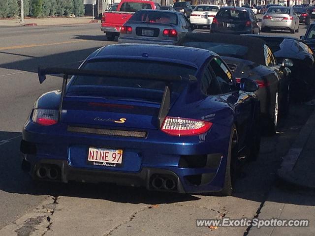 Porsche 911 Turbo spotted in Hollywood, California