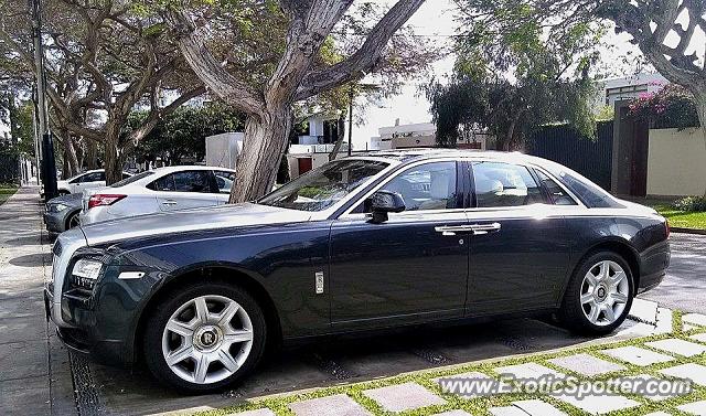 Rolls-Royce Ghost spotted in Lima, Peru