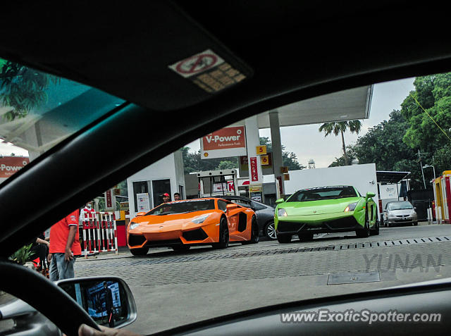 Lamborghini Aventador spotted in Jakarta, Indonesia