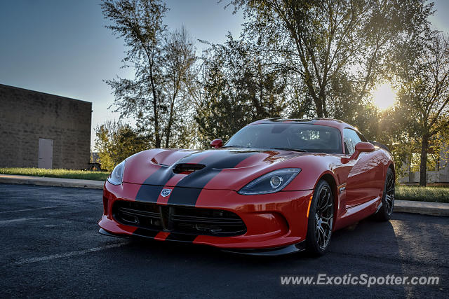 Dodge Viper spotted in Overland Park, Kansas