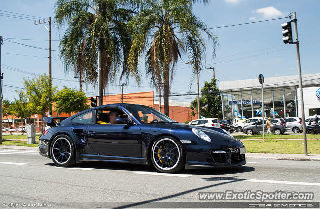 Porsche 911 GT2 spotted in São Paulo, SP, Brazil