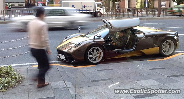 Pagani Huayra spotted in Tokyo, Japan