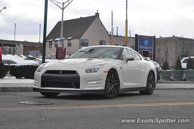 Nissan GT-R spotted in Summit, New Jersey