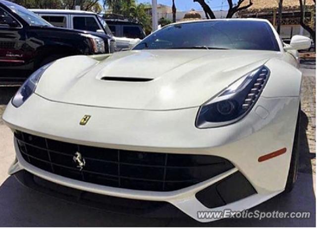 Ferrari F12 spotted in Guadalajara, Mexico