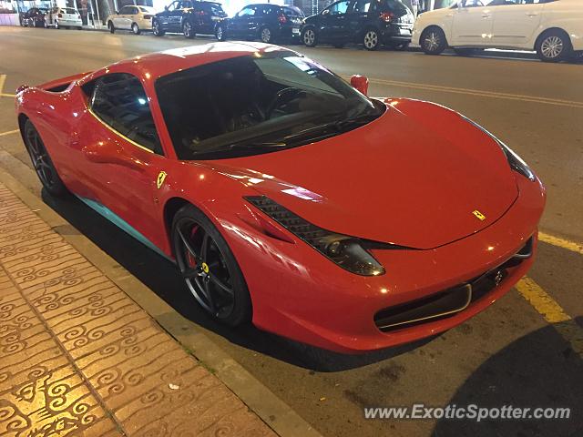 Ferrari 458 Italia spotted in Barcelona, Spain