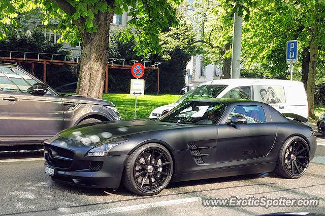 Mercedes SLS AMG spotted in Zurich, Switzerland