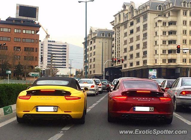 Porsche 911 spotted in Tehran, Iran