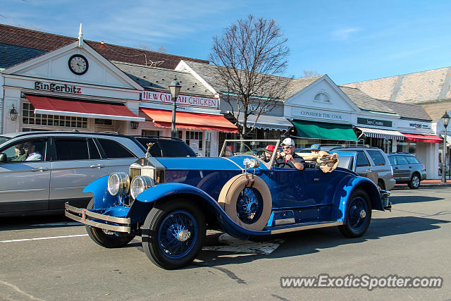 Rolls-Royce Phantom spotted in New Canaan, Connecticut