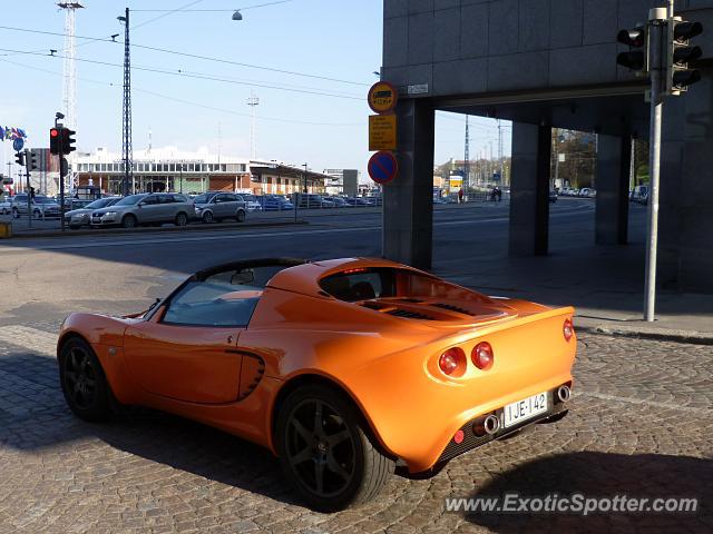 Lotus Elise spotted in Helsinki, Finland